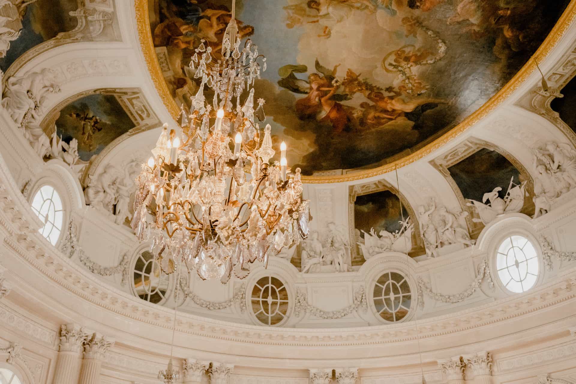 Detail der verzierten Schlossdecke